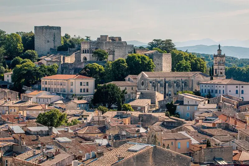 Conciergerie Airbnb Montélimar — vue sur la ville et la Drôme Provençale